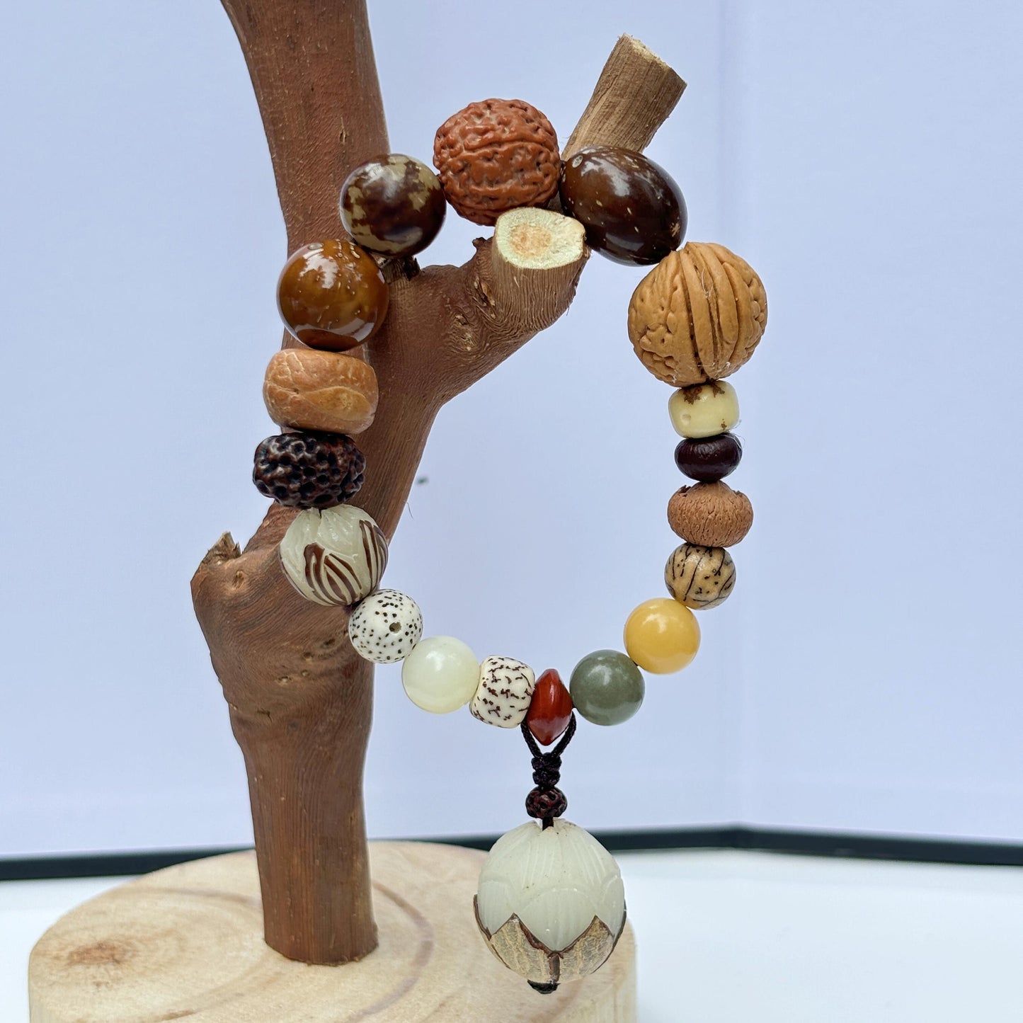 As you wish.Guardian of the master's natural wood bracelet linden tree seeds